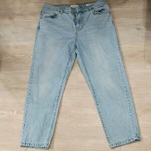 💜Light Blue Denim Jeans
